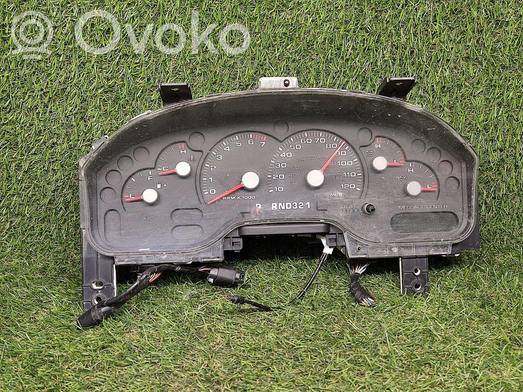 Speedometer (instrument cluster)   1L2F10890BD