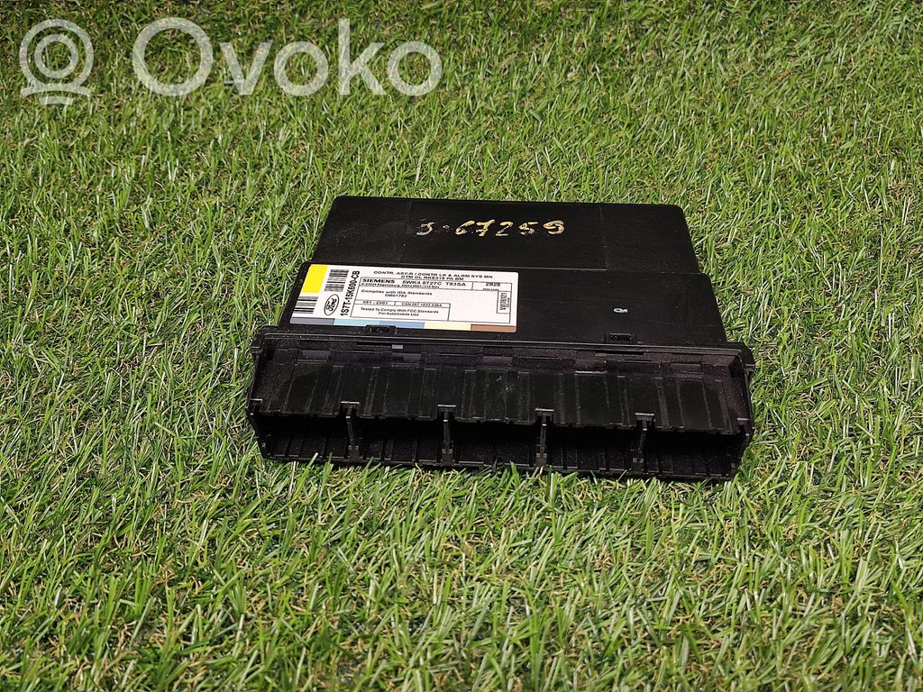 Ford Focus Door central lock control unit/module 