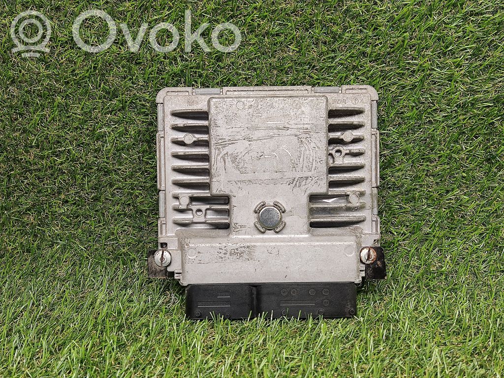 Skoda Fabia Mk2 (5J) Engine control unit/module ECU 