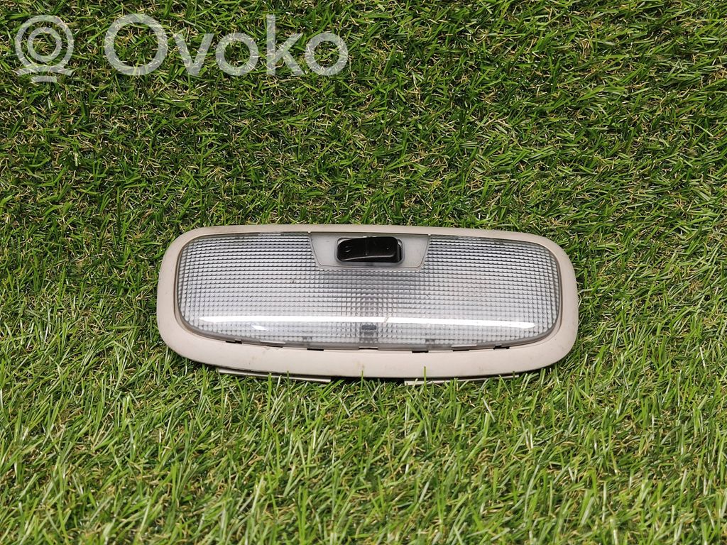 Front seat light   8A6A13776AB
