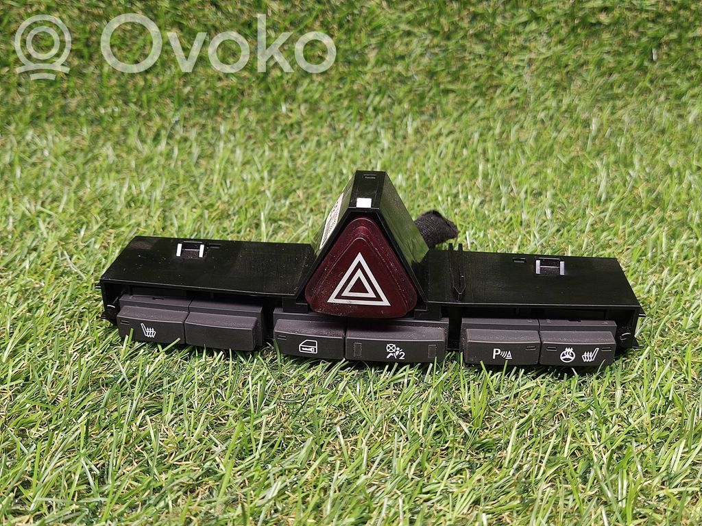 Hazard light switch   13250801,28617833