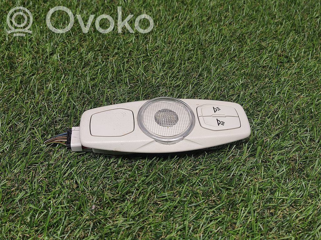 Ford Focus Luz del asiento trasero 