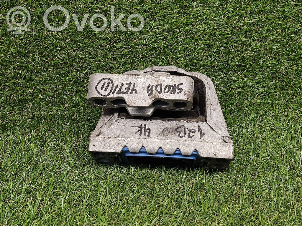 Engine mount bracket   1K0199262CP,1K0199262