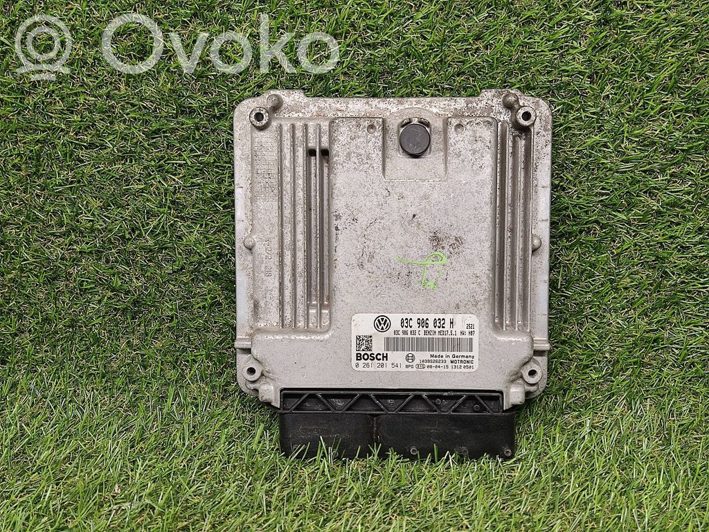 Engine control unit/module ECU   03C906032C,03C906032H,0261201541