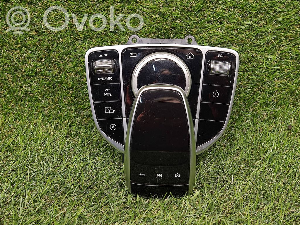 Mercedes-Benz C W205 Panel radia 