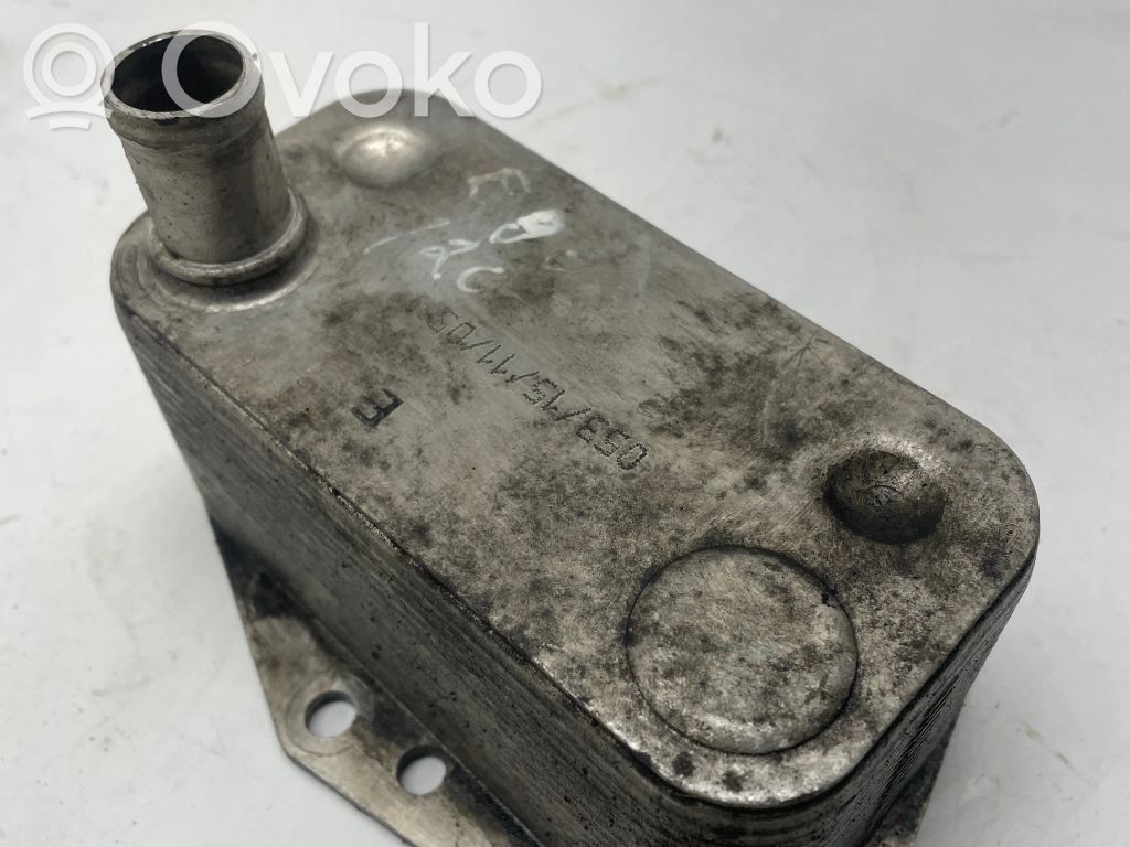 Dzinēja eļļas radiators   7787698,5989070102,47012AL
