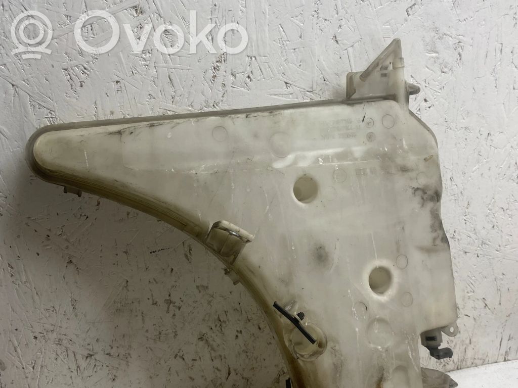 Langų skysčio bakelis   7157146,7157144,235575