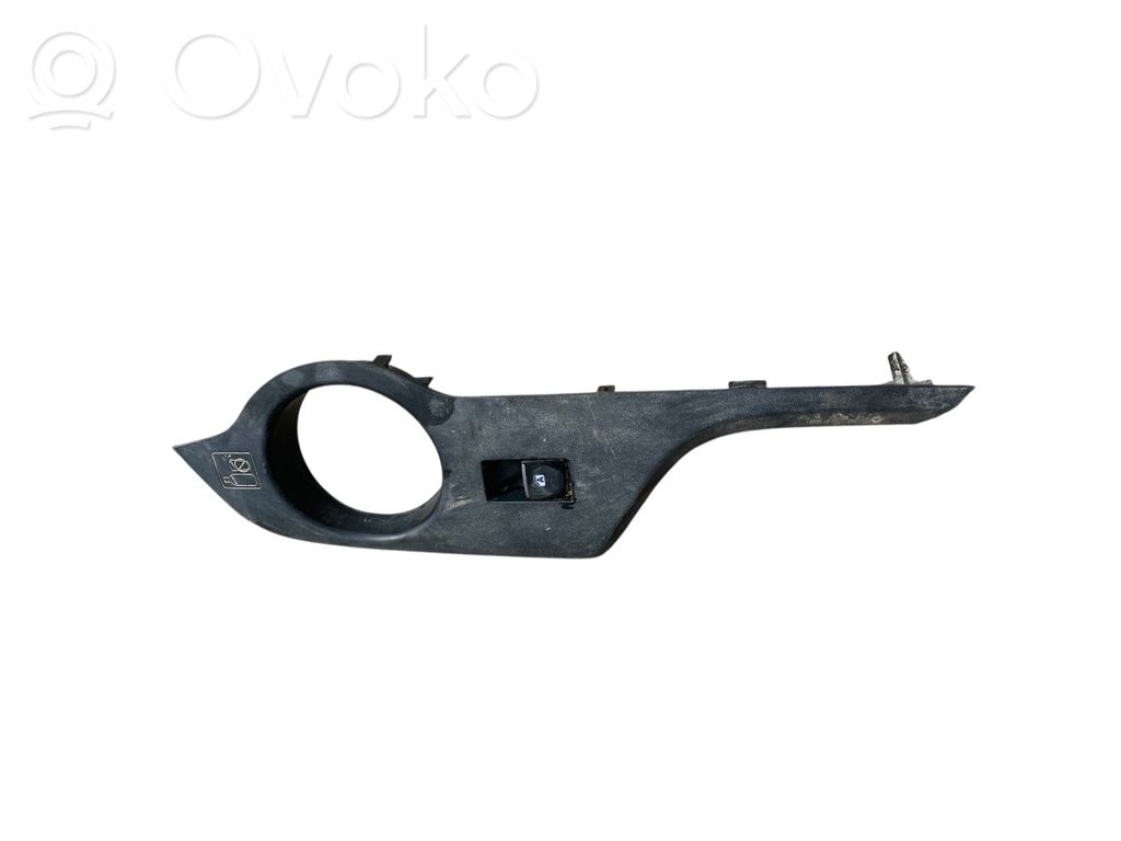 Toyota C-HR I Electric window control switch 