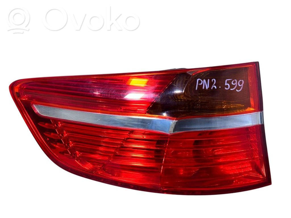 Rear/tail lights   7179983