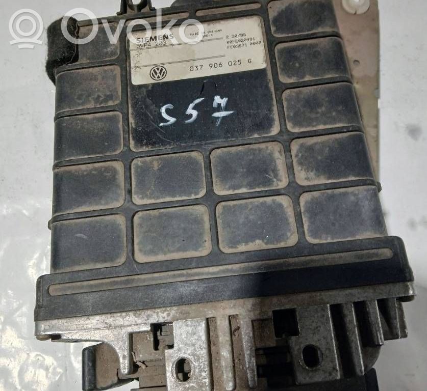 Engine control unit/module   037906025G