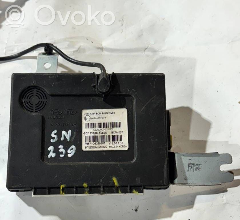 Unidad de control/módulo de carrocería central   95400A6825