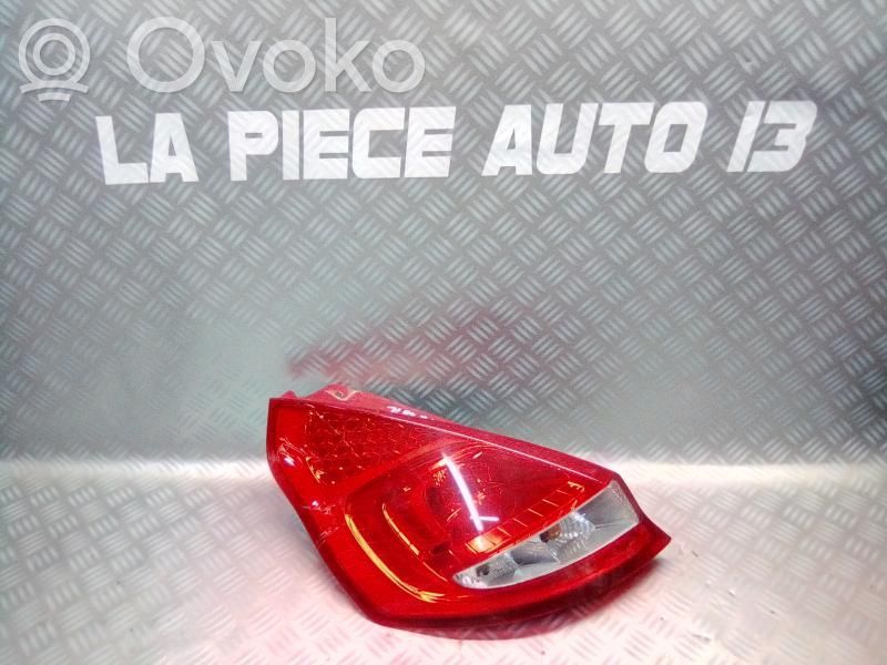 Ford Fiesta Aizmugurējais lukturis virsbūvē 