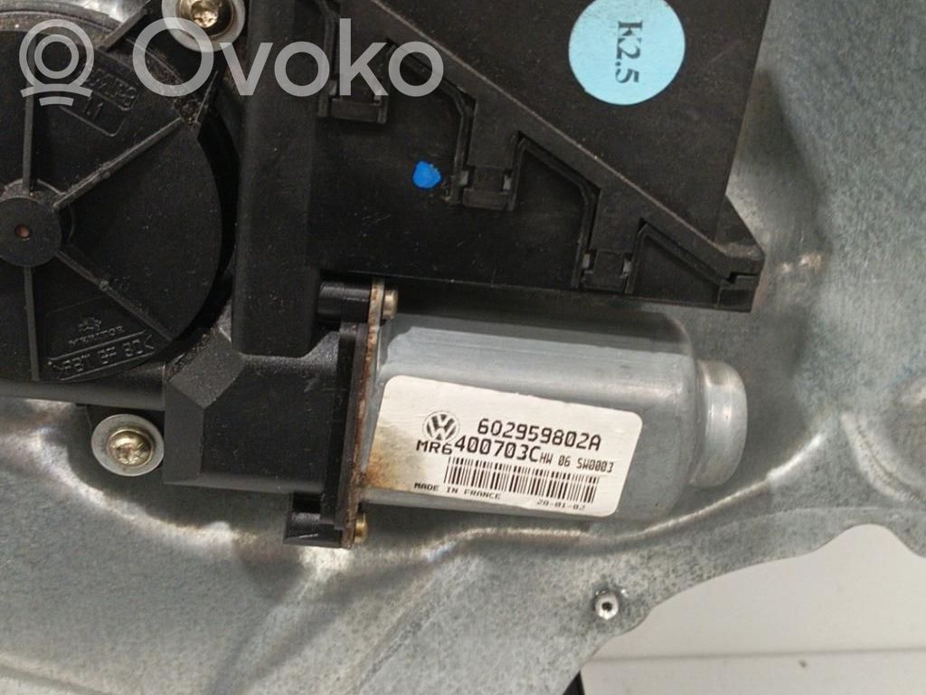 Volkswagen Polo Elektryczny podnośnik szyby drzwi przednich 