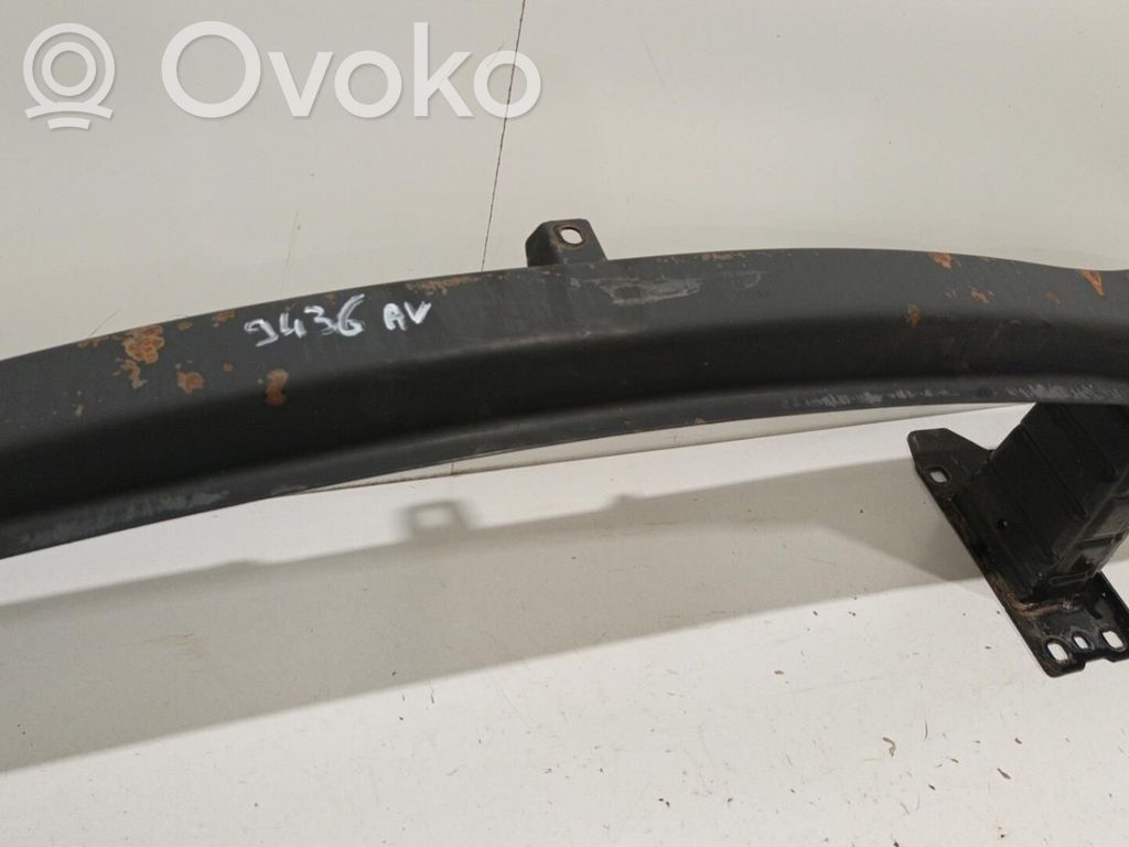 Priekšpusē bampera sija / balka   51117146645