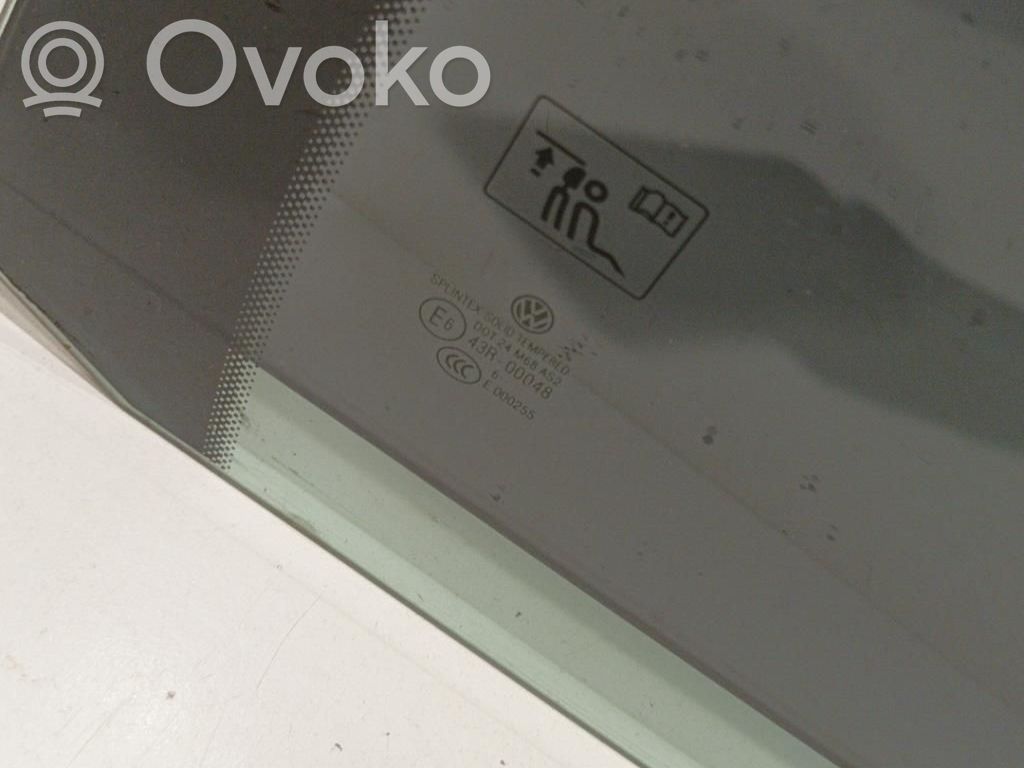 Volkswagen Golf Plus Ventanilla de ventilación de la puerta trasera 