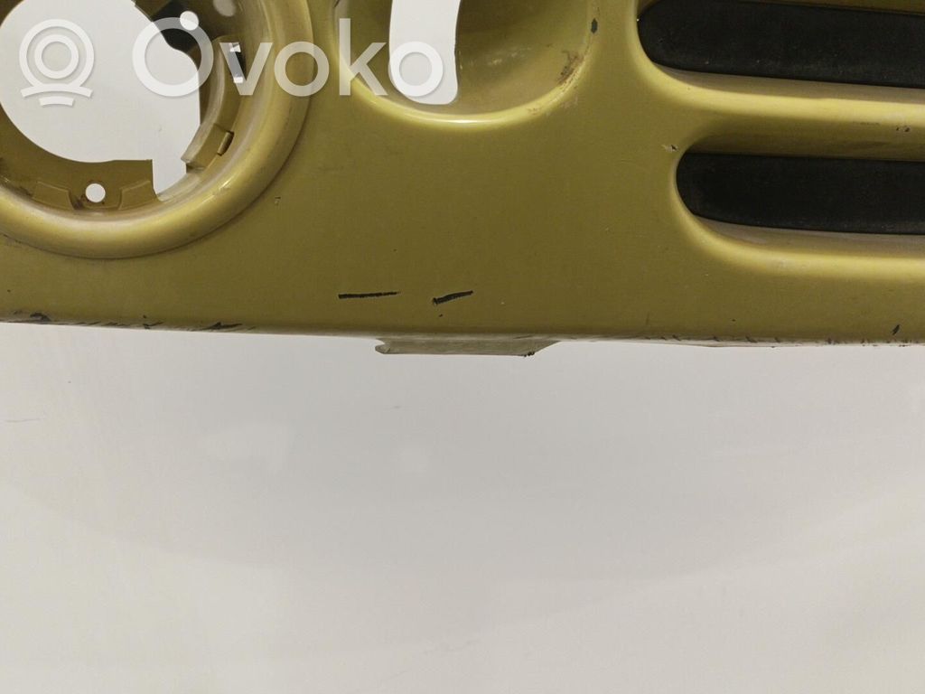 Renault Twingo I Parachoques delantero 