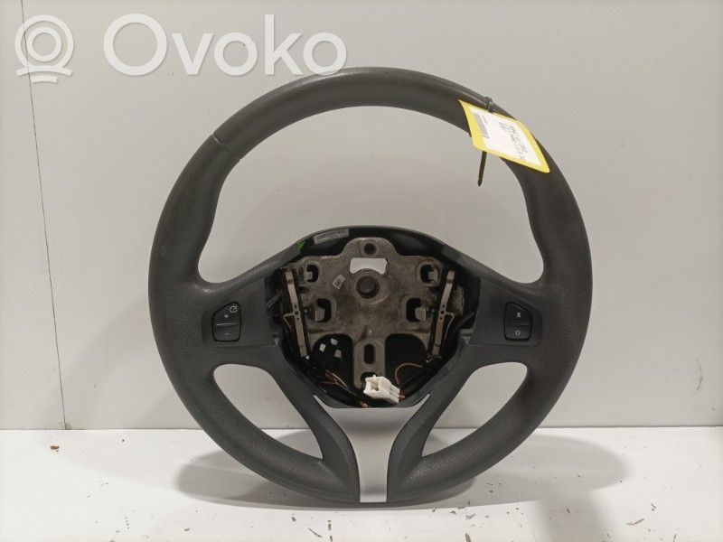 Renault Clio IV Ohjauspyörä 