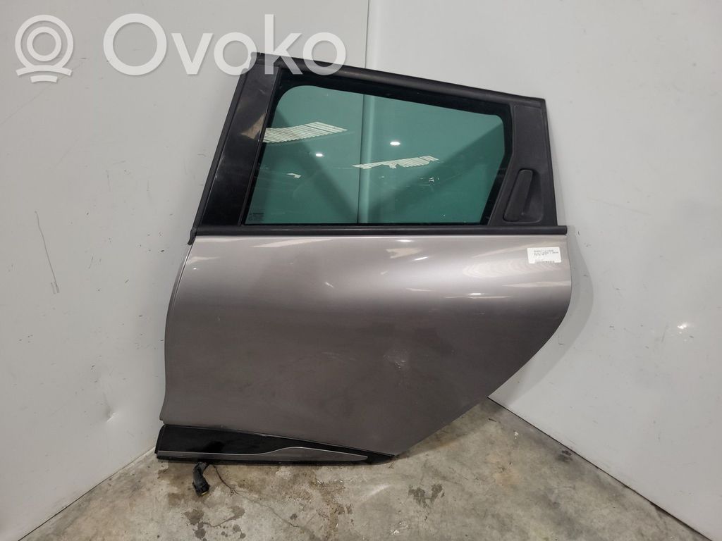 Puerta trasera   821016403R