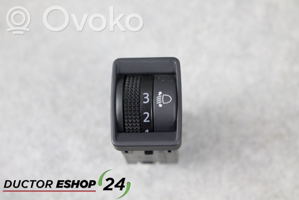 Nissan Note (E12) Headlight level height control switch 