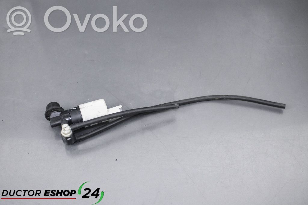 Windscreen/windshield washer pump   8200067015,8200295685,9641553880