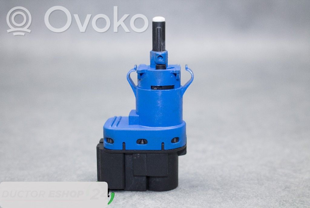 Interruptor sensor del pedal de freno   BN7N