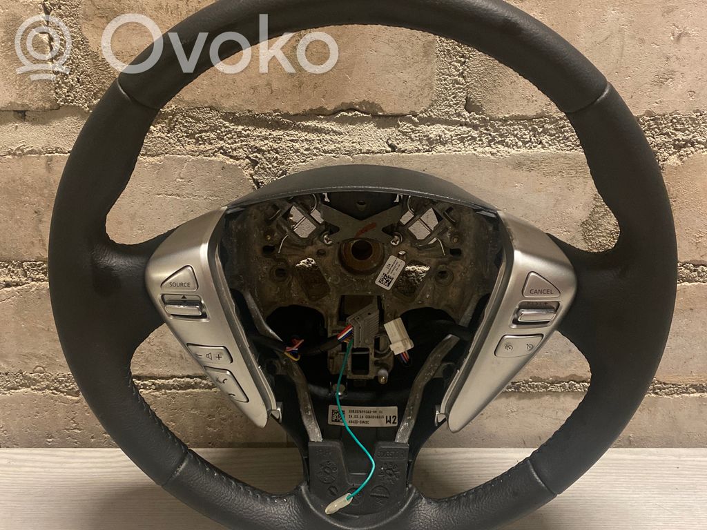 Nissan Note (E11) Stūres ass dekoratīvā apdare 