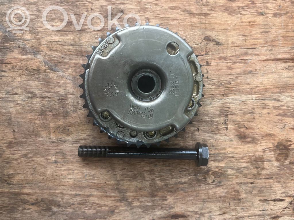 BMW 5 E60 E61 Camshaft pulley/ VANOS 