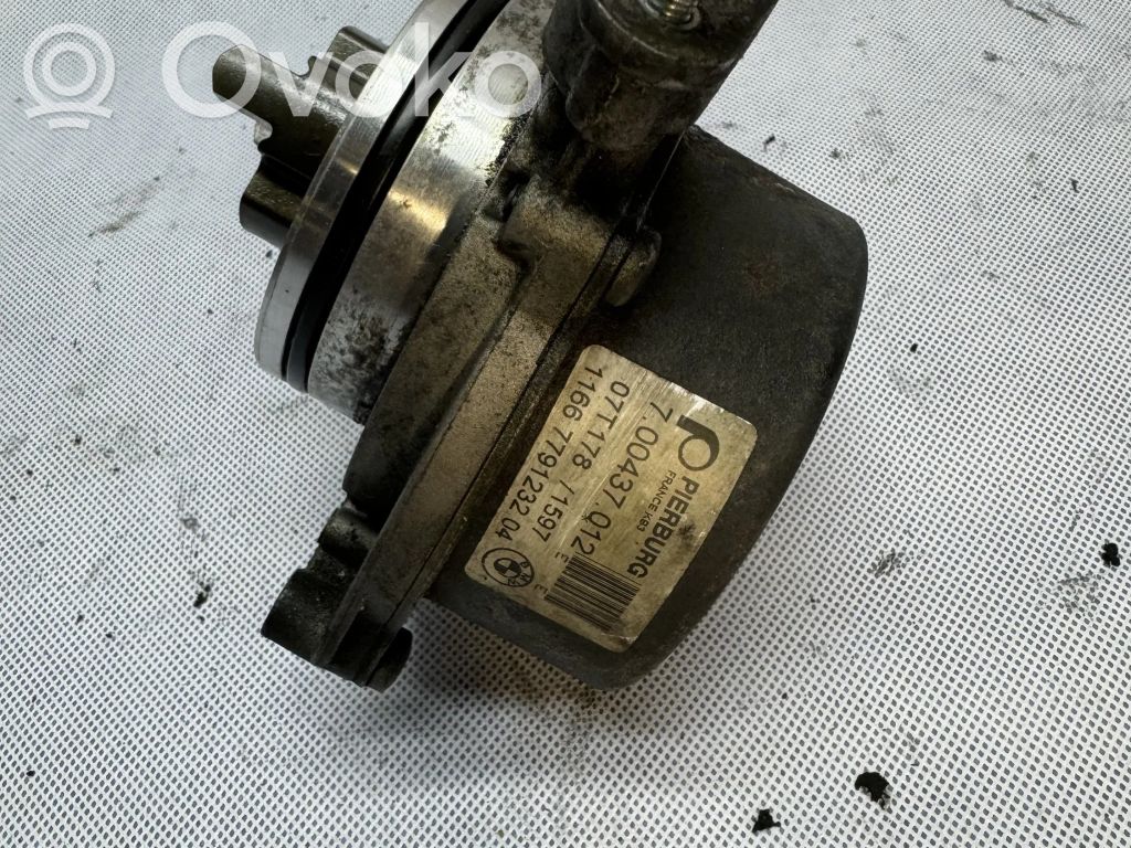 BMW X3 E83 Vacuum pump 