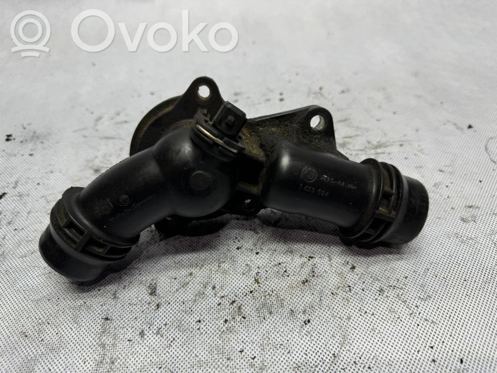 BMW 3 E46 Termostats / termostata korpuss 
