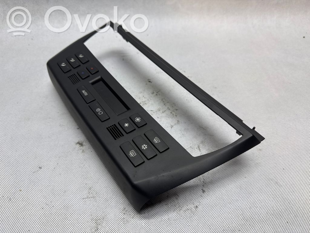 Climate control unit   3443981,00877713