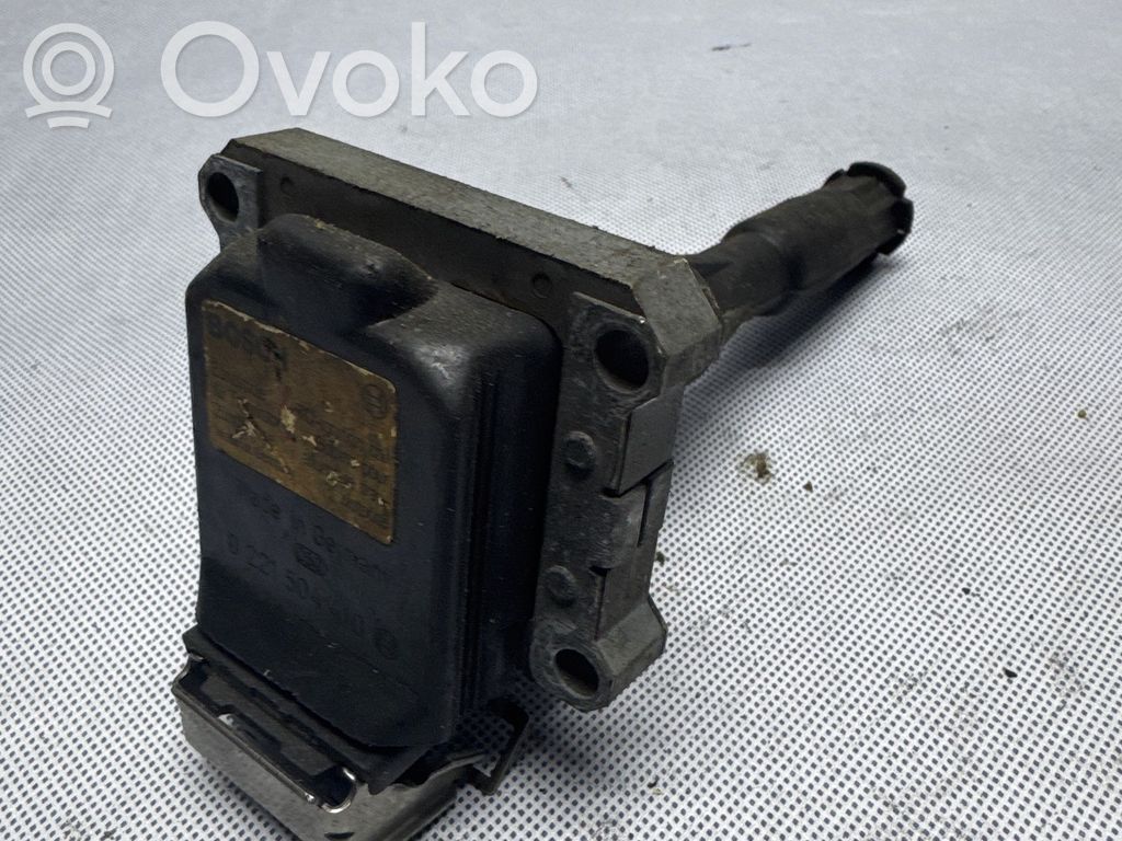 High voltage ignition coil   0221504410