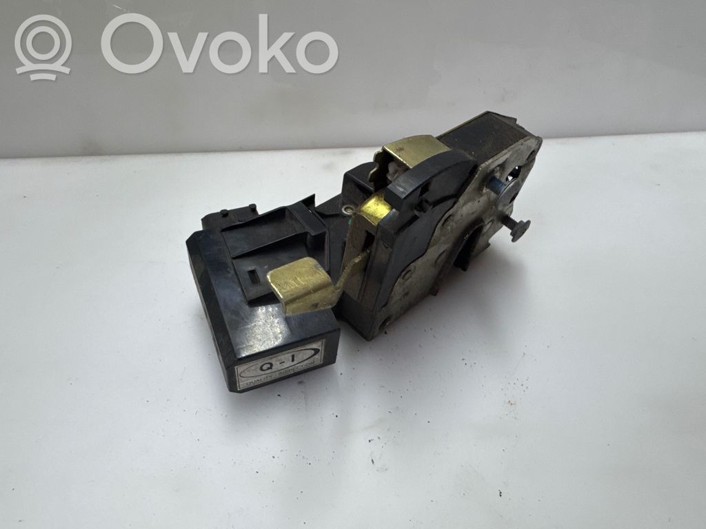 Front door lock   8168924