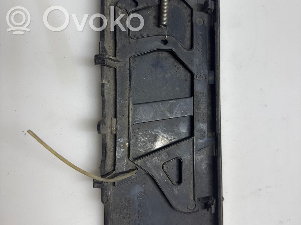 BMW 5 E34 Front tow hook cap/cover 