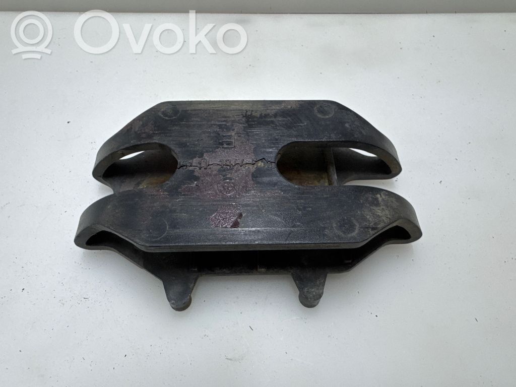 BMW 5 E34 Rear bumper mounting bracket 