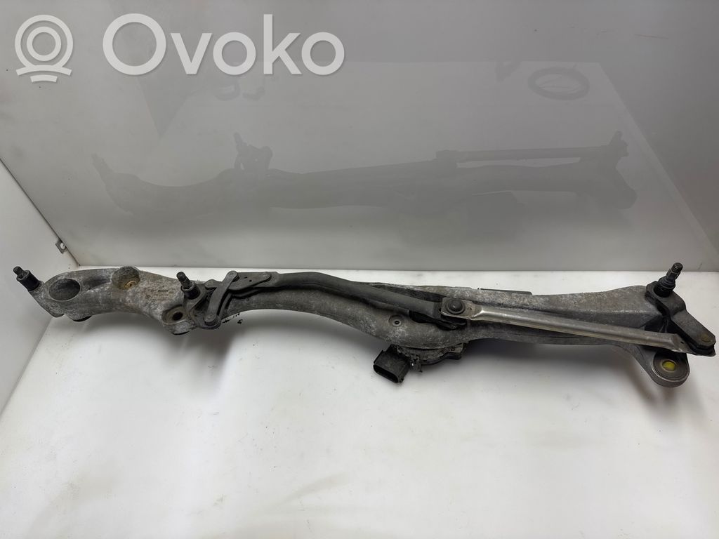 BMW 7 E65 E66 Etupyyhkimen vivusto ja moottori 