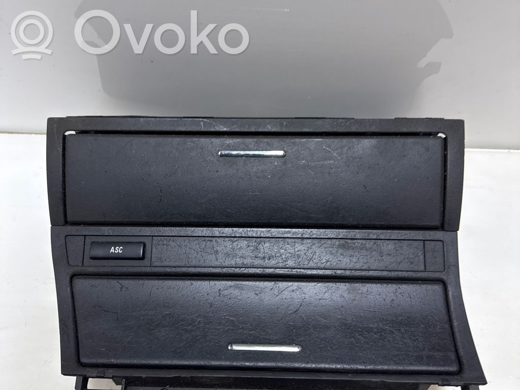 BMW 3 E46 Pelnutrauks 