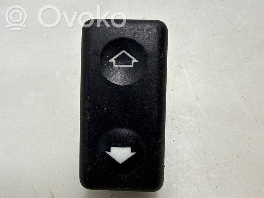 BMW 5 E34 Electric window control switch 
