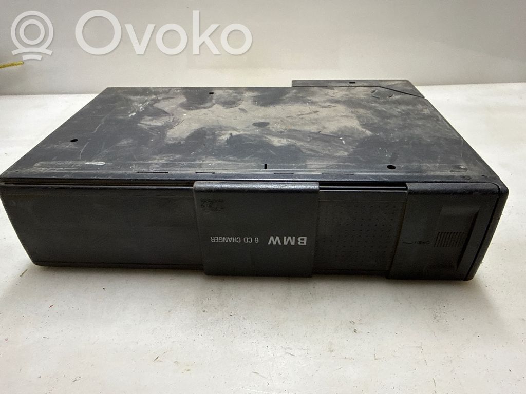 BMW 5 E39 CD/DVD keitiklis 