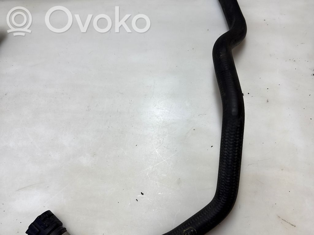BMW 3 E46 Engine coolant pipe/hose 