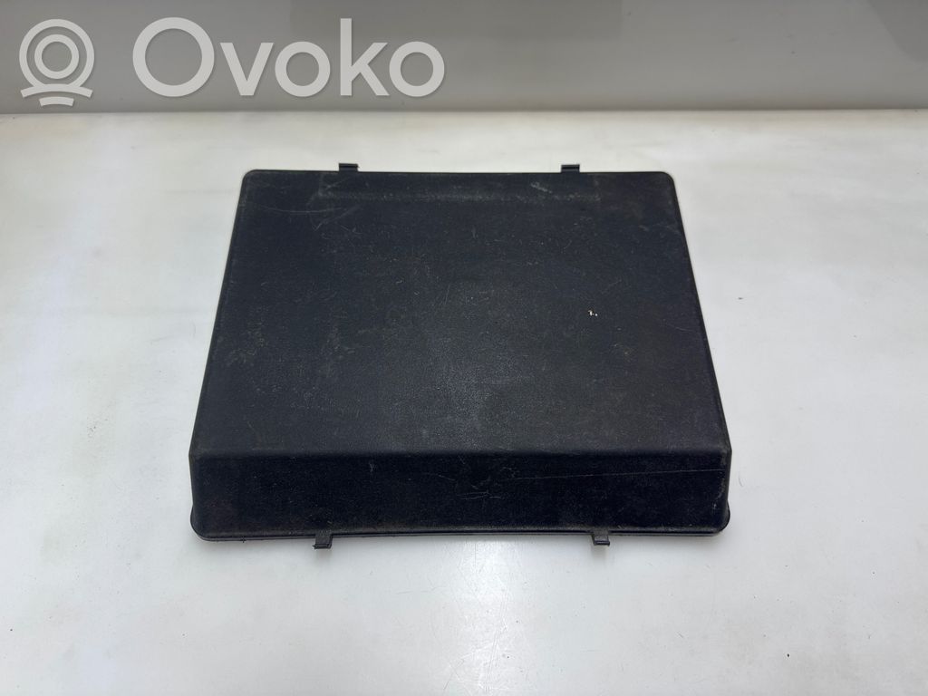 BMW 5 E34 Fuse box cover 