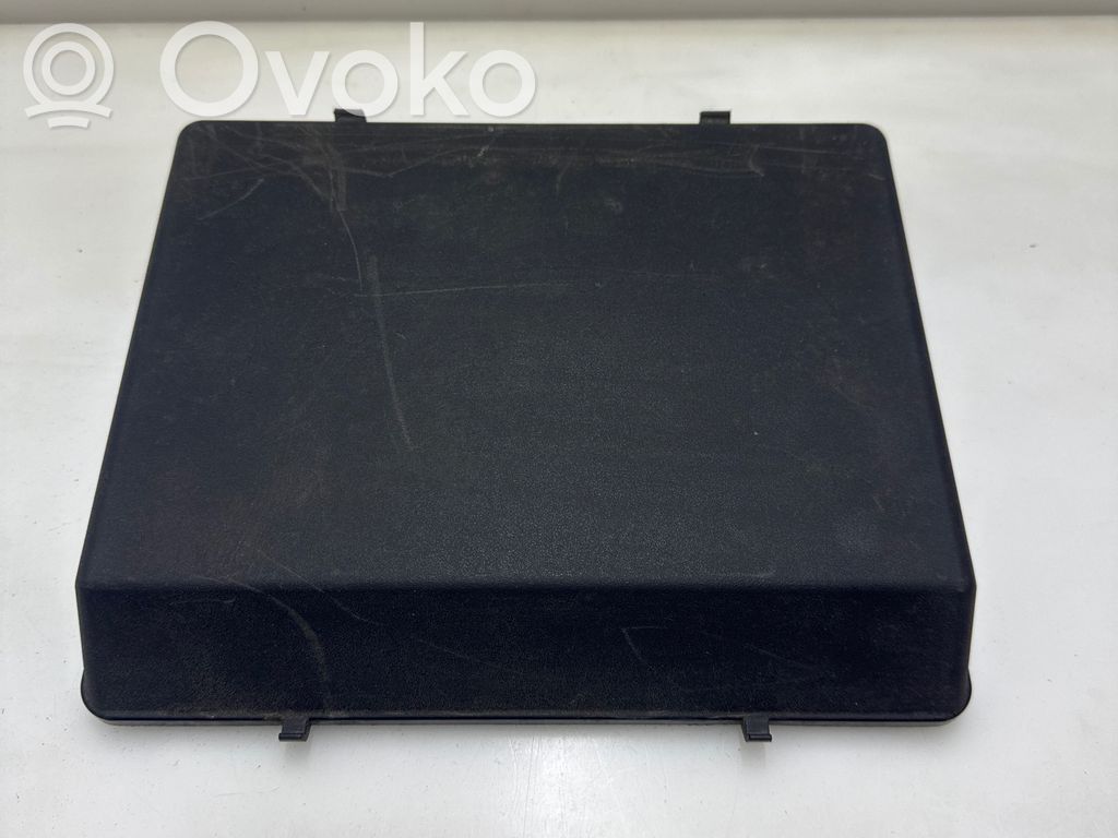 BMW 5 E34 Fuse box cover 