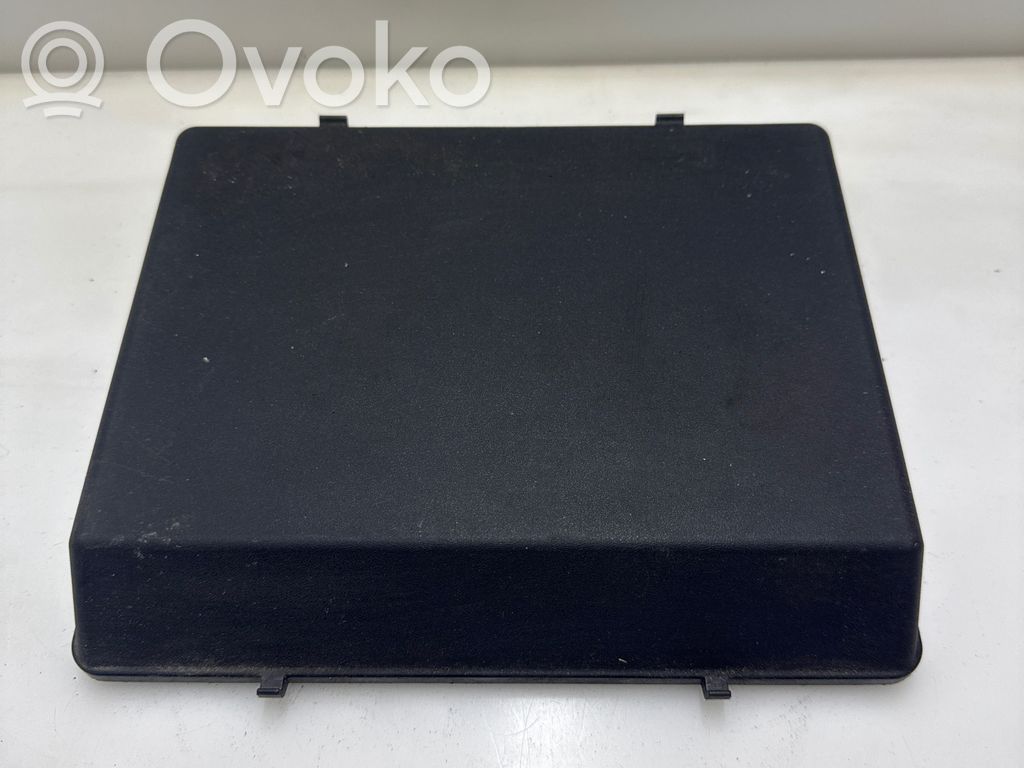 BMW 5 E34 Fuse box cover 