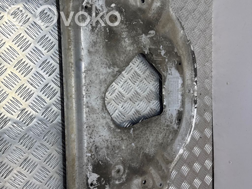 BMW 5 E60 E61 Engine splash shield/under tray 