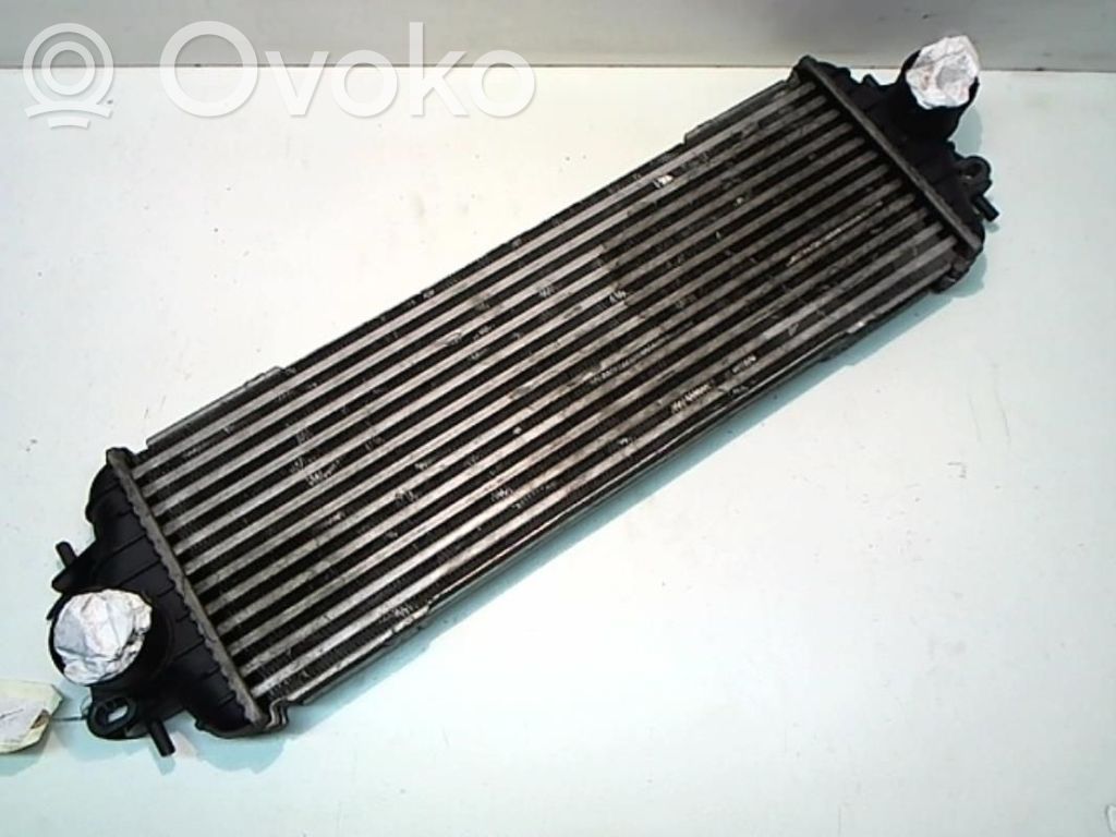 Opel Vivaro Radiatore intercooler 