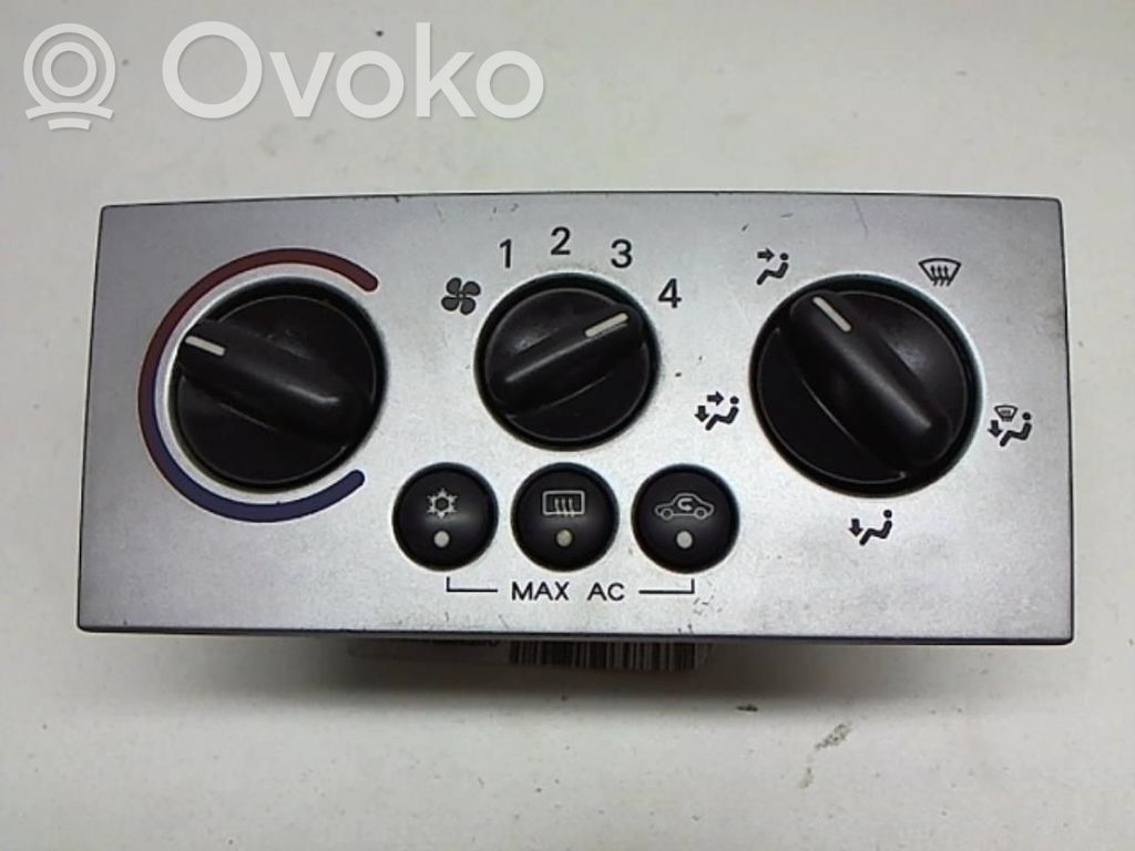 Opel Meriva A Climate control unit 