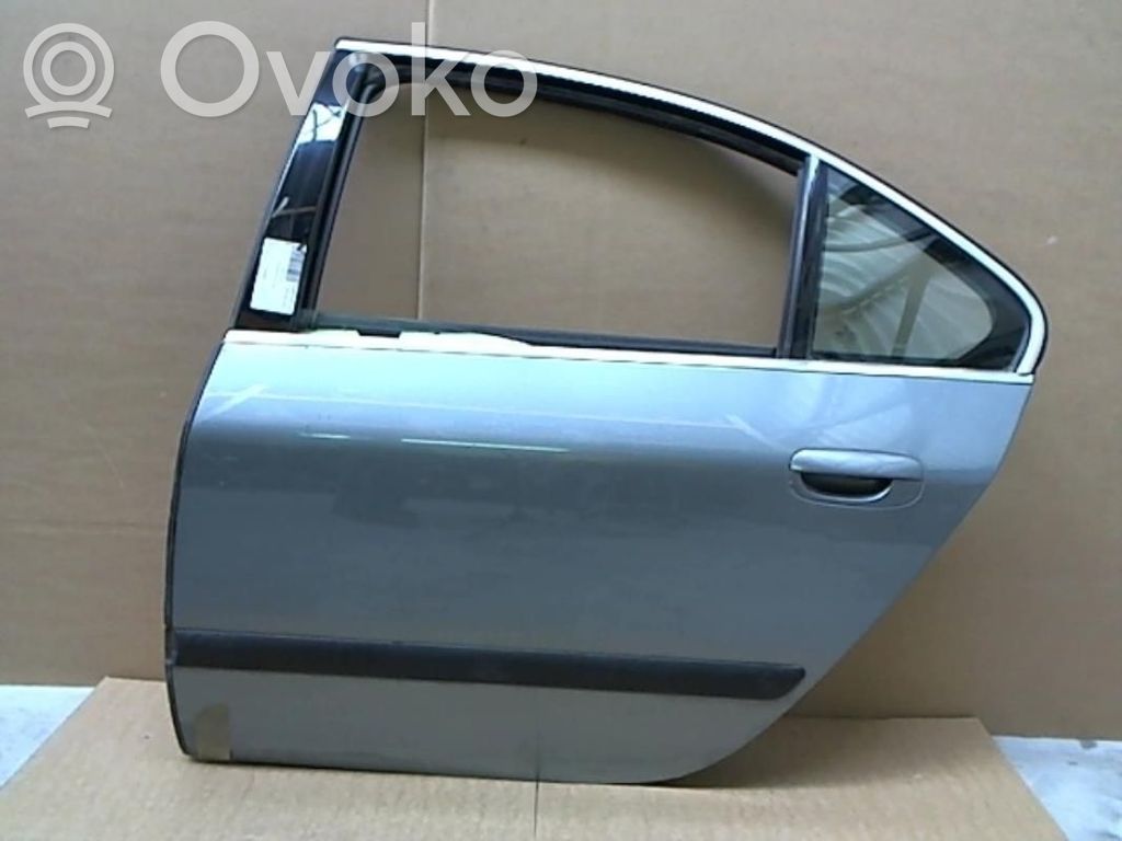 Peugeot 607 Puerta trasera 