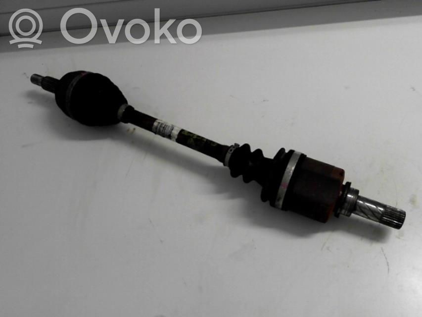 Renault Clio III Front driveshaft 