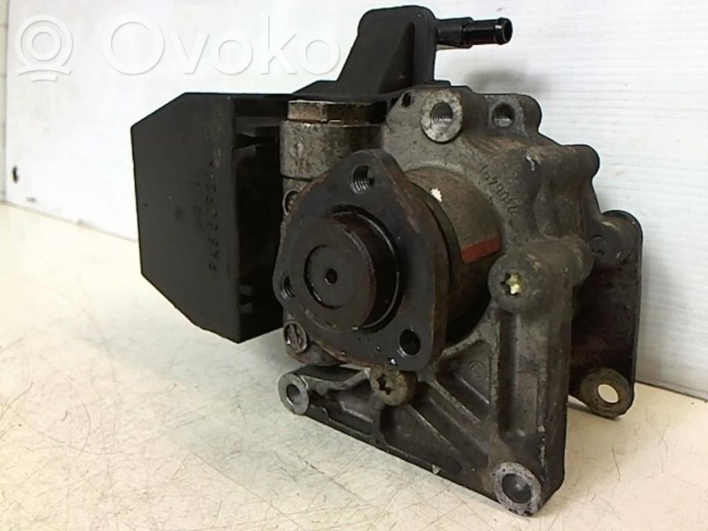 Mercedes-Benz E W210 Ohjaustehostimen pumppu 
