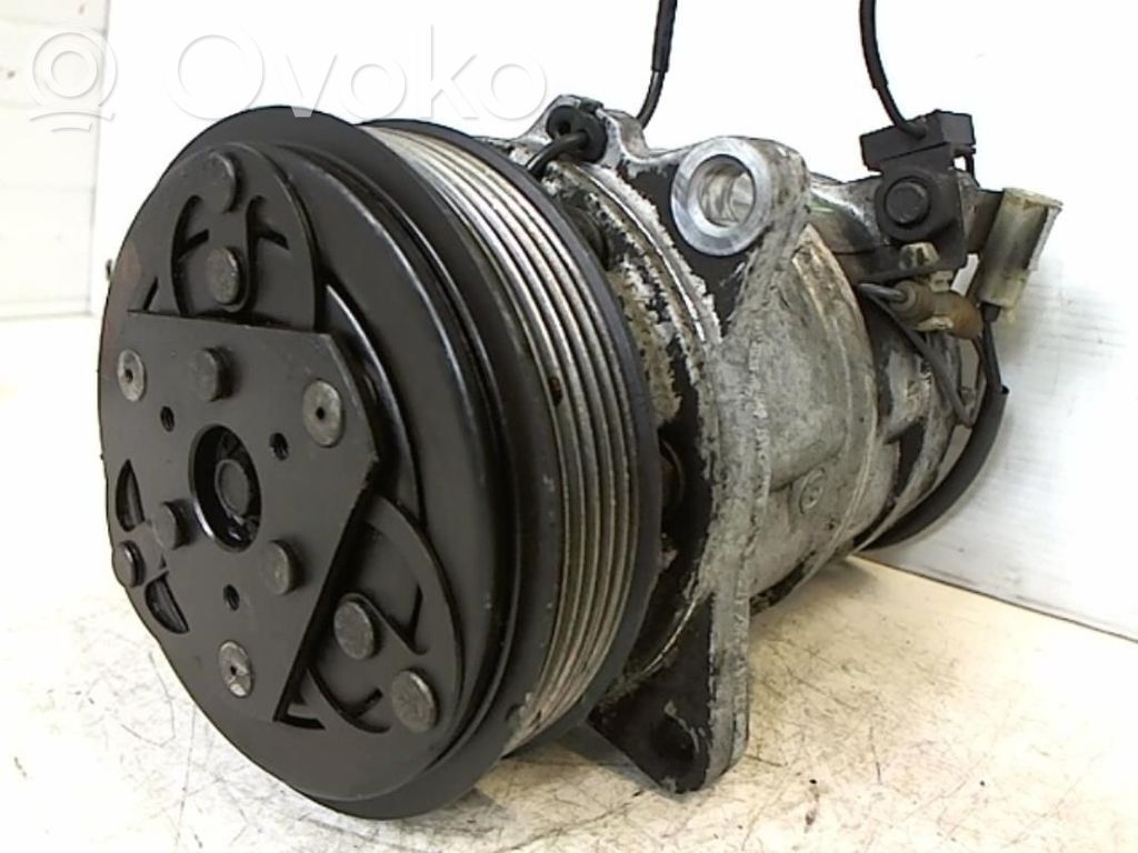 Volvo 850 Air conditioning (A/C) compressor (pump) 