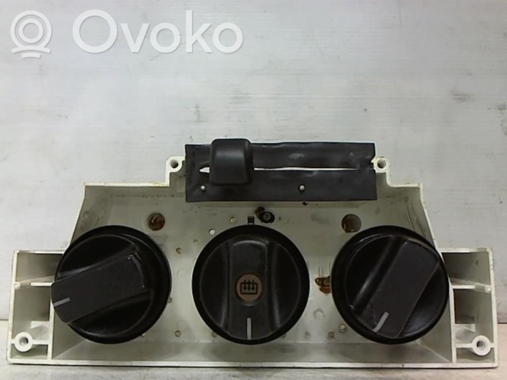 Opel Agila A Climate control unit 